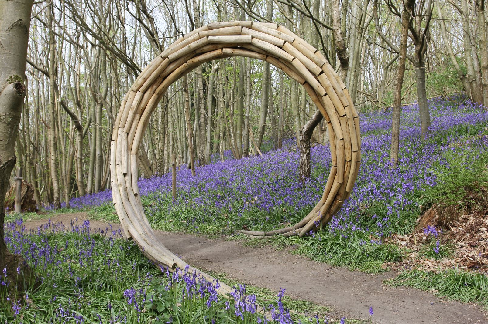 ‘Spiral Coppice Arch’, sweet chestnut and steel. Approx. size: 3 x 2.5 x 2.5 metres. Riverhill Gardens, Kent, UK. 2016.